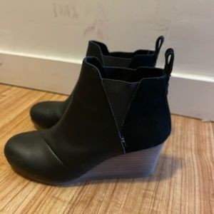 TOMS Kelsey Wedge Bootie